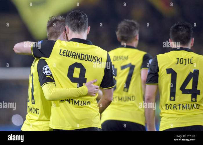 Sempat tertinggal dua gol, Dortmund berhasil menang 4-2 atas