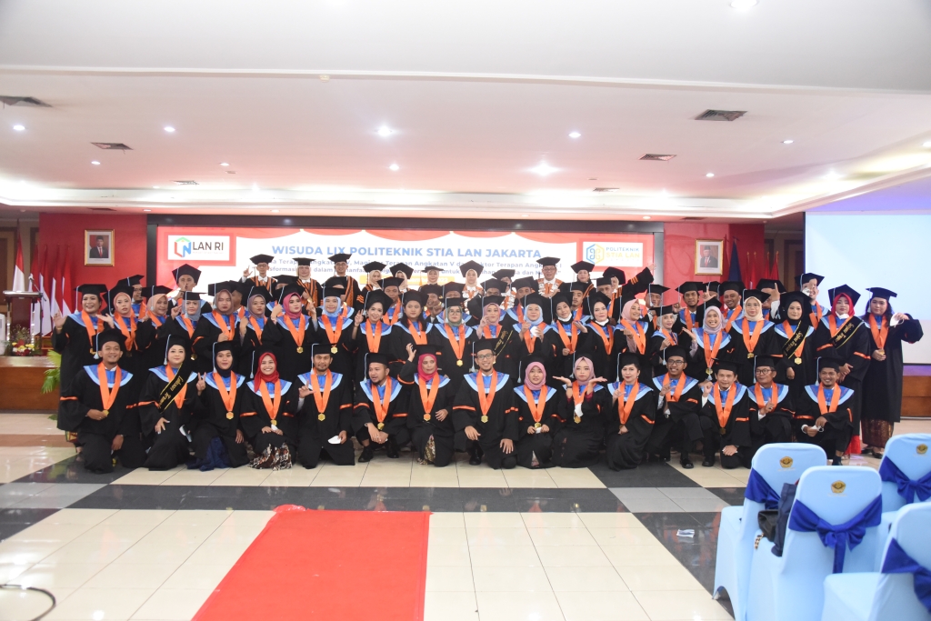 Hadiri Wisuda XLIII Politeknik STIA LAN, Jufri Rahman Minta